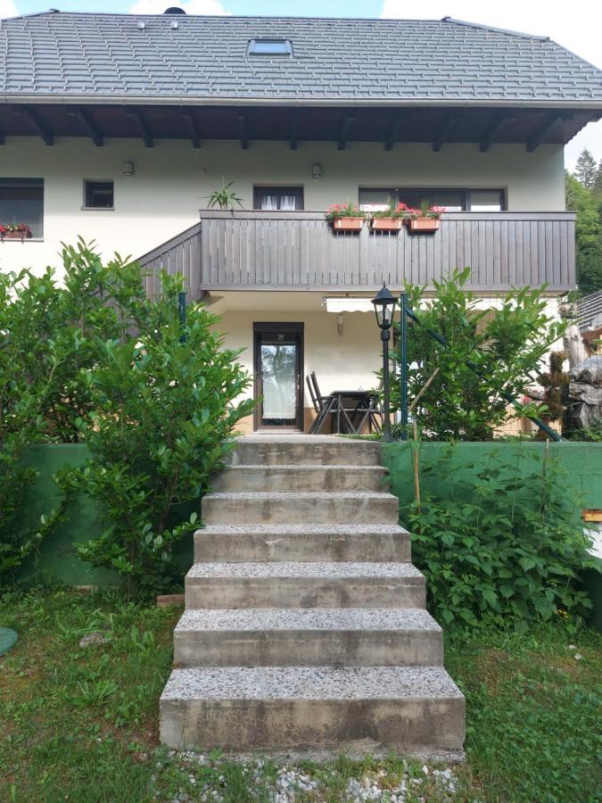 Ferienwohnung Apartmaji Katrc Soča Exterior foto